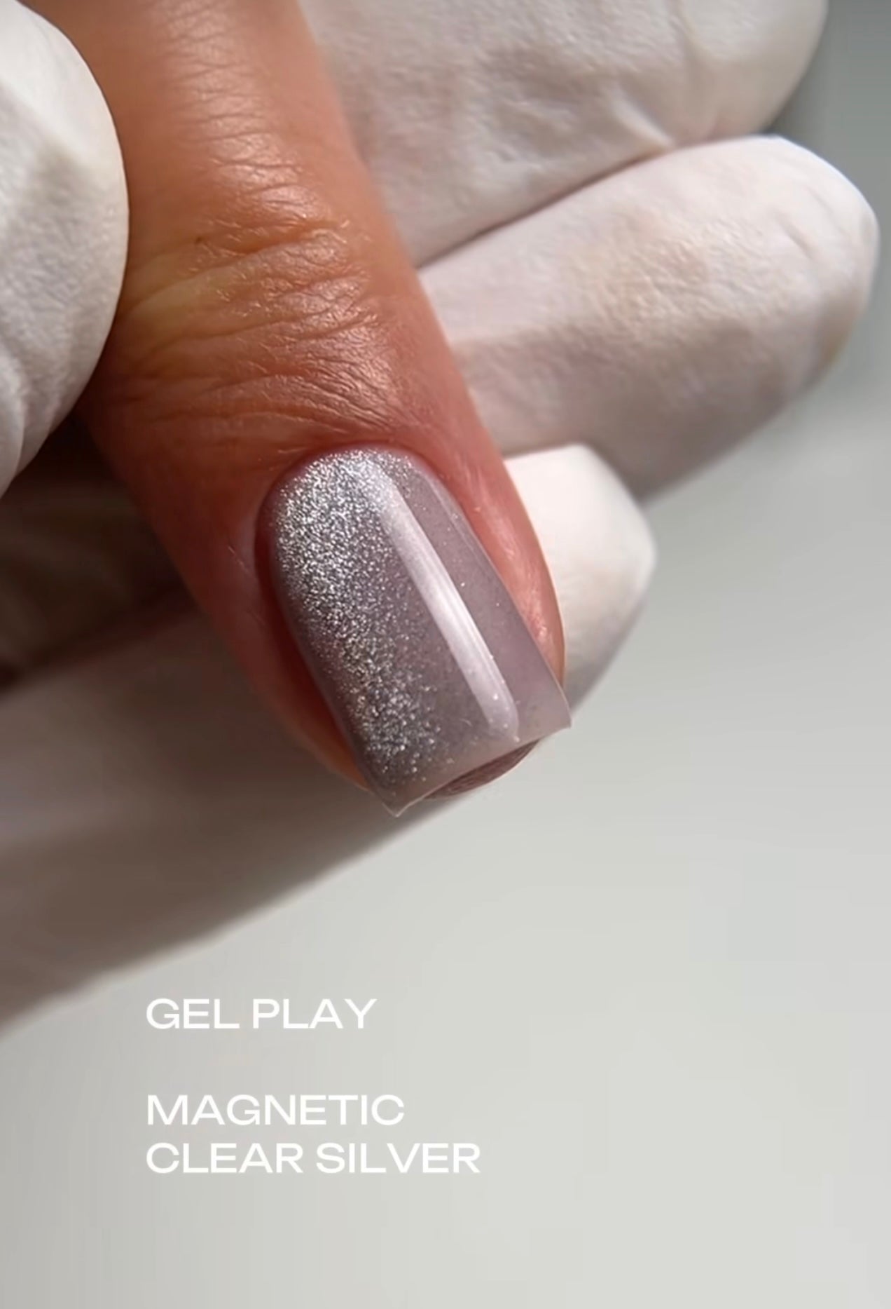 Akzentz Gel-Play Magnetic Clear Silver cat-eye manicure