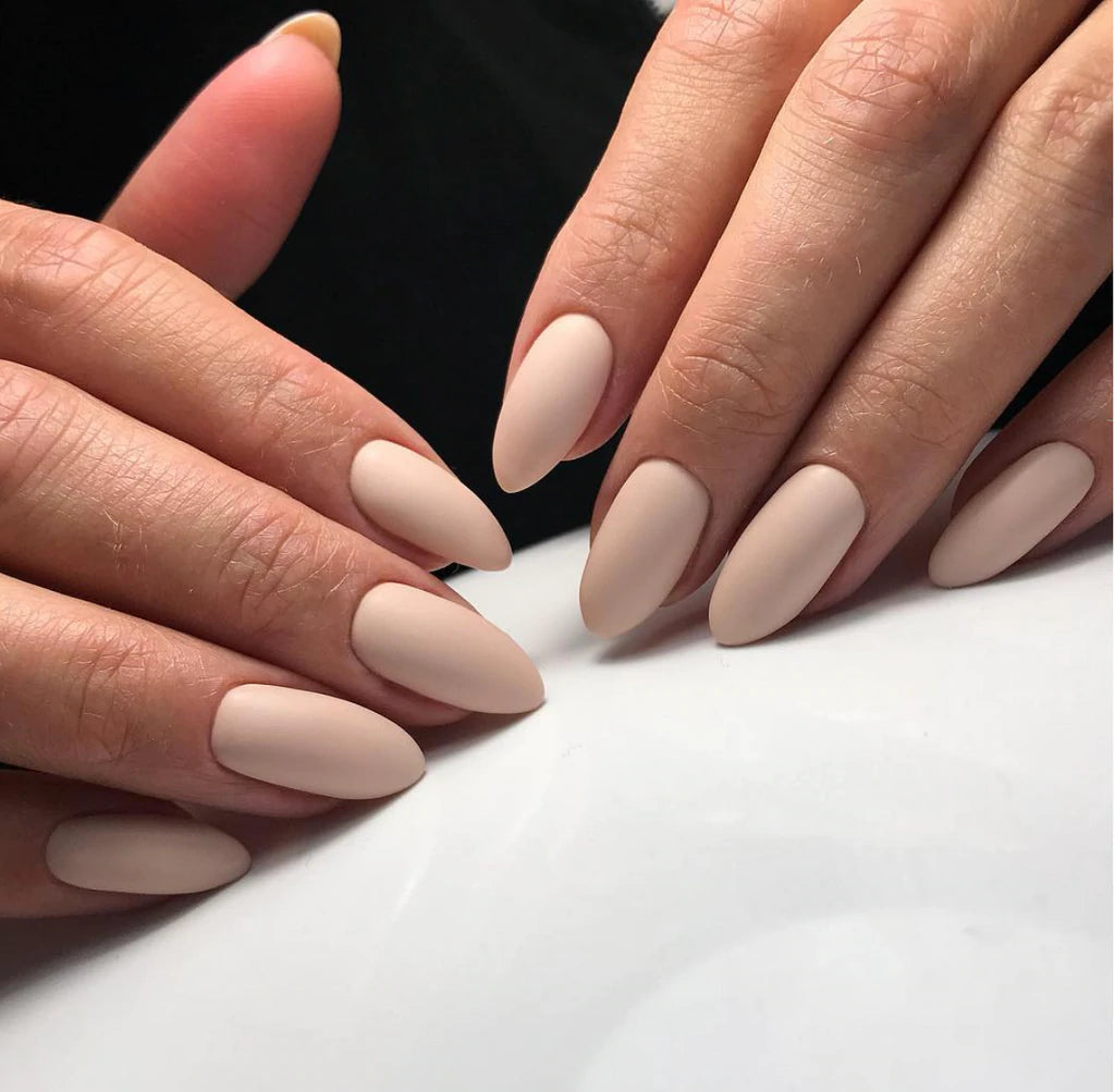 Akzentz Luxio Conceal gel color and finish