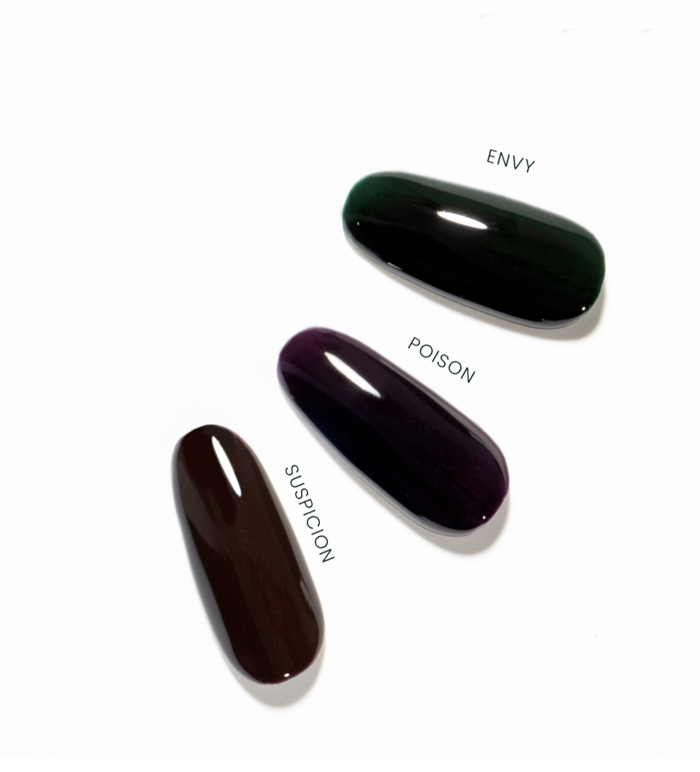 Akzentz Luxio Nocturne gel swatch set including Poison