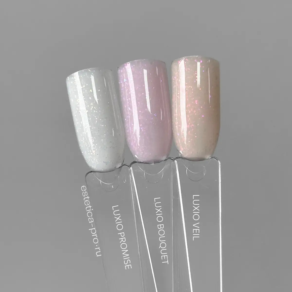 Akzentz Luxio Promise shown in manufacturer color imagery