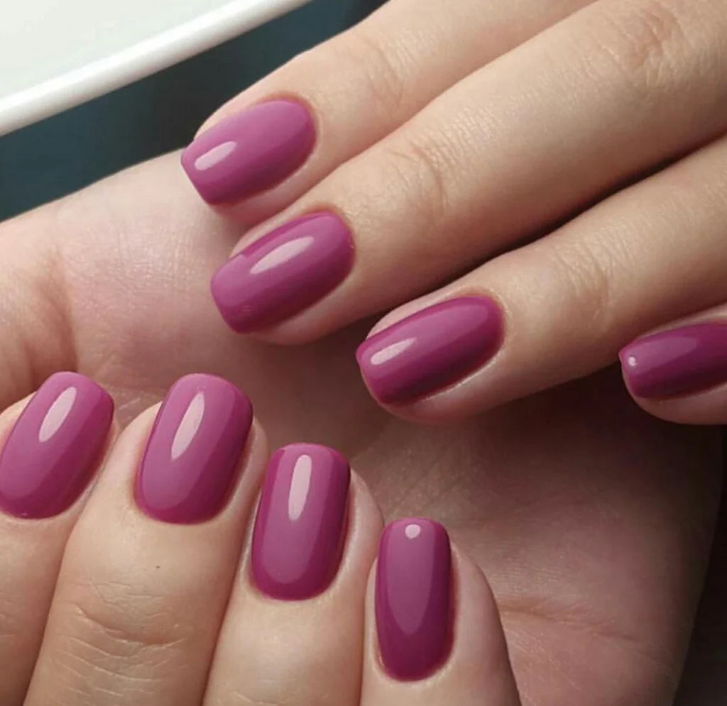 Akzentz Luxio Infinite gel color and finish