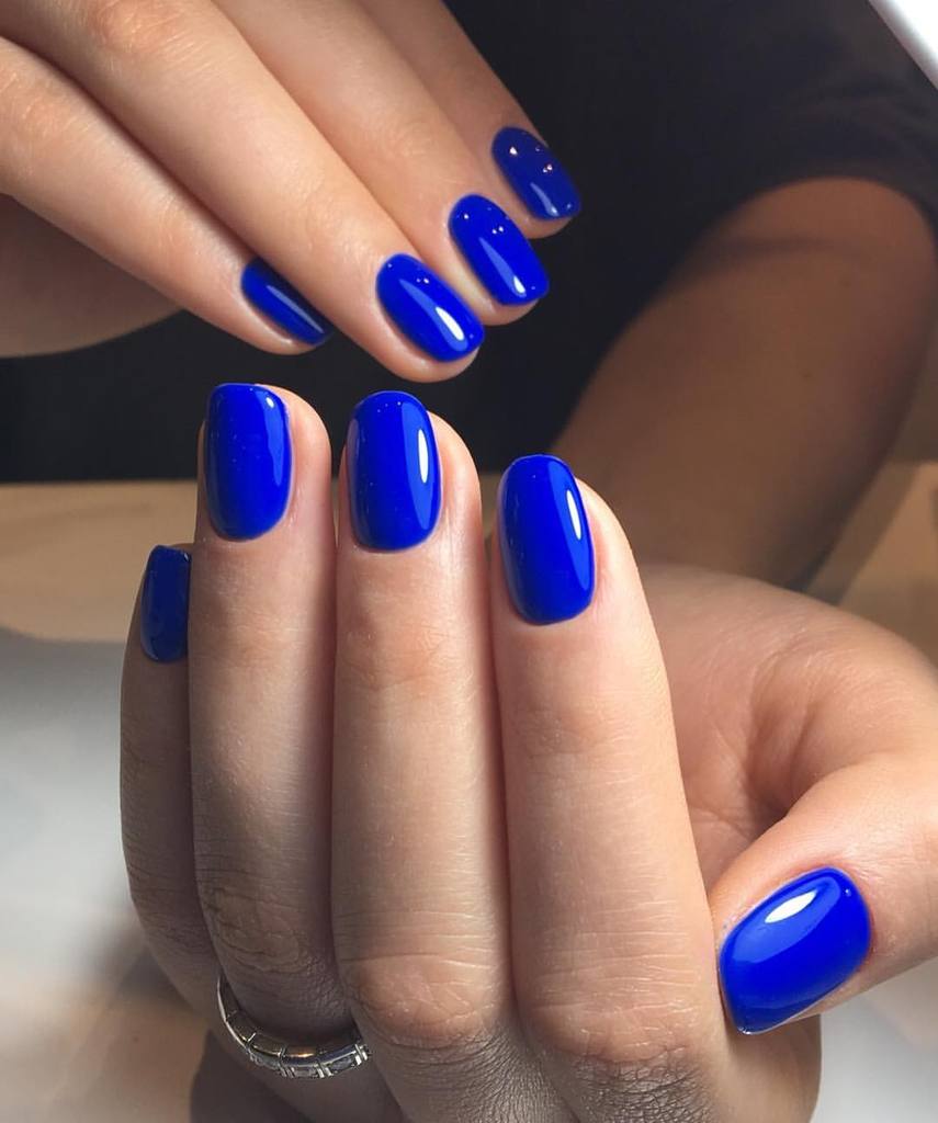 Akzentz Luxio Lookout gel color and finish