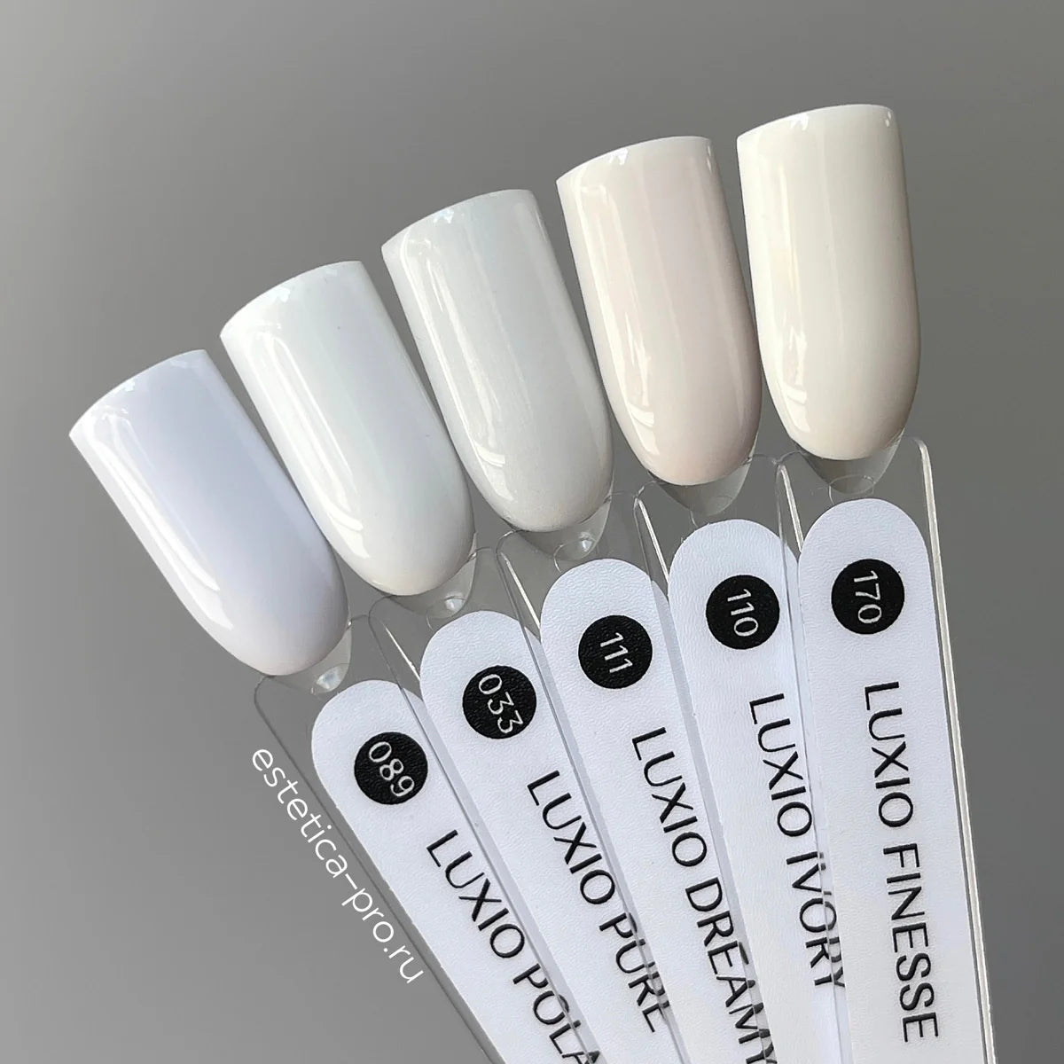 Akzentz Luxio Polar shown in manufacturer color imagery