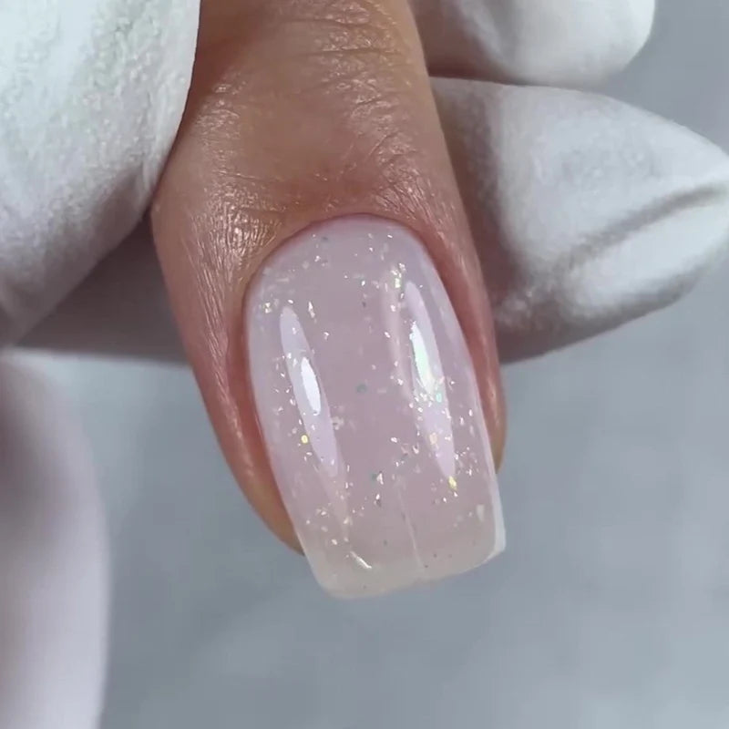 Akzentz Luxio Promise gel color and finish