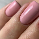 Akzentz Luxio Restrain gel color and finish