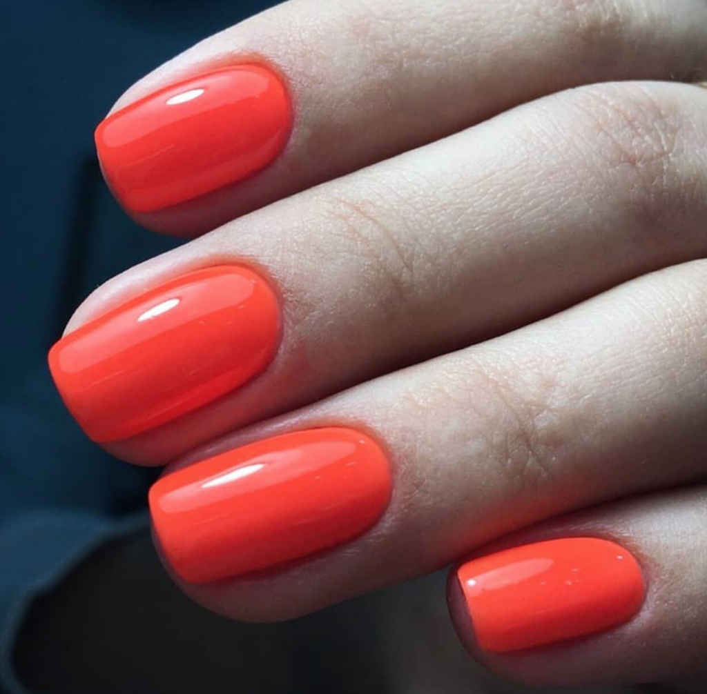 Akzentz Luxio Scoundrel gel polish shown on manicured nails