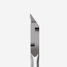 Close-up of the quarter-jaw cutting edges on Staleks Smart cuticle nippers.